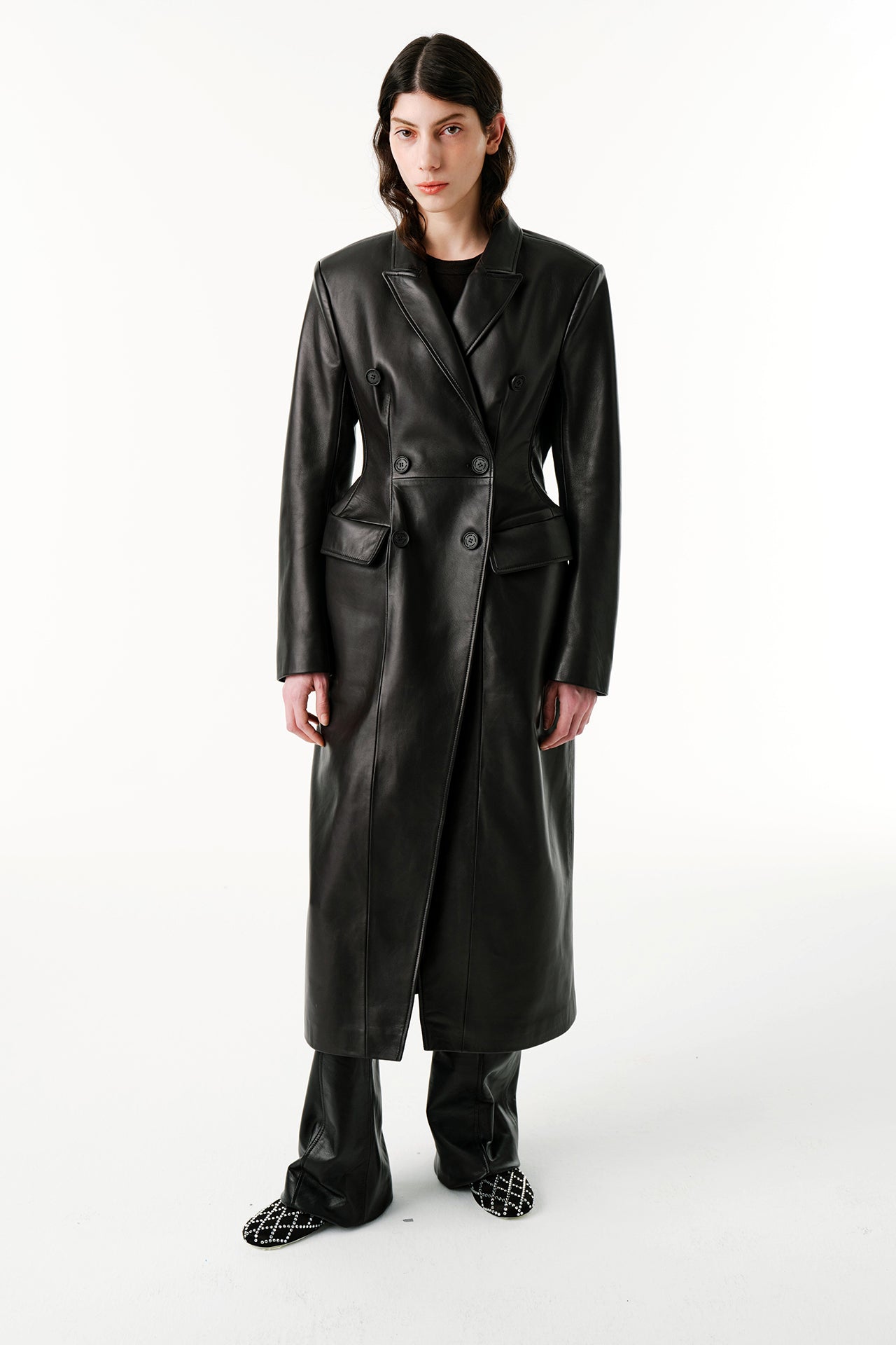 CURVY LEATHER COAT – Common Leisure EUR